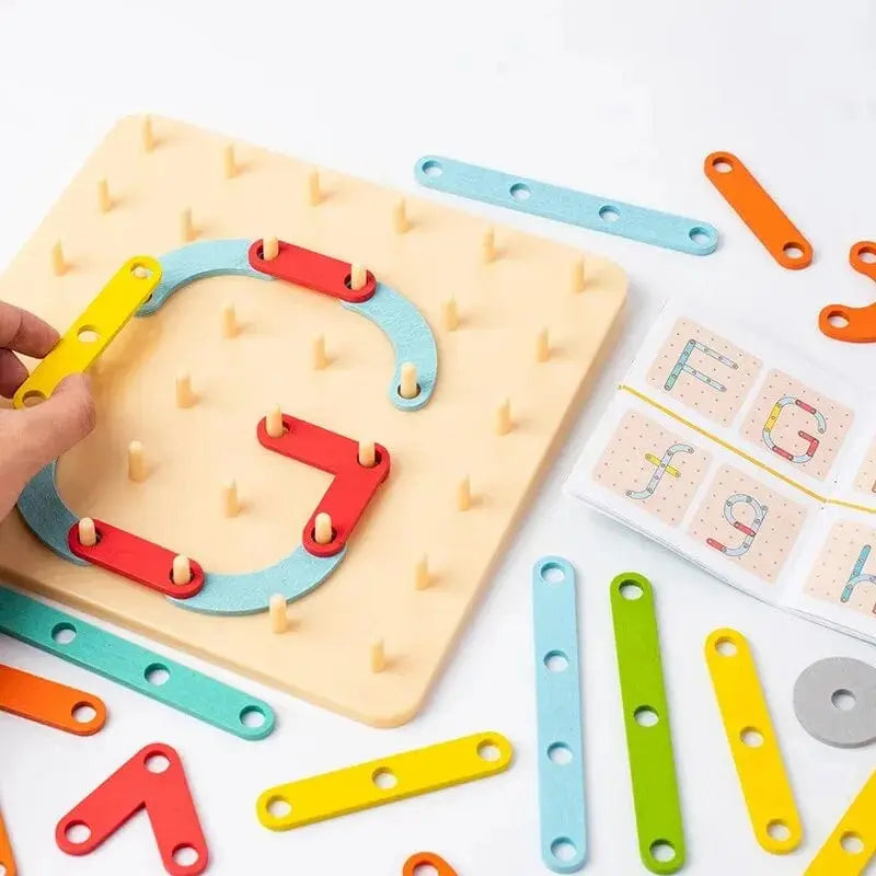 Montessori construction game with variable shapes - Image to copy