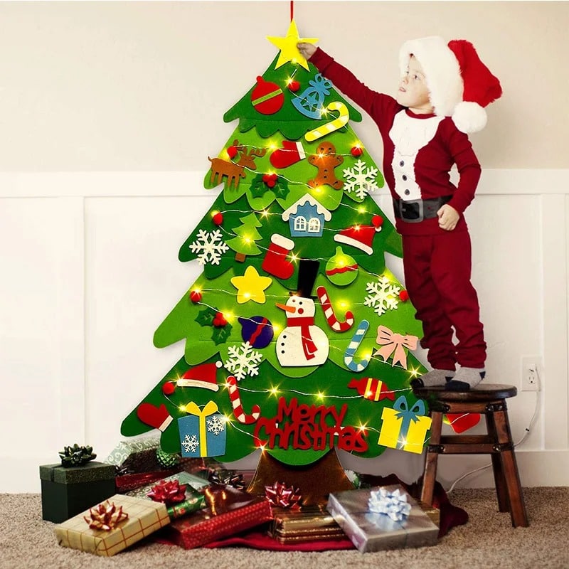 Felt Christmas Tree - 95cm - 26 Decoration Pieces | INCLUDED: LED Light Garland