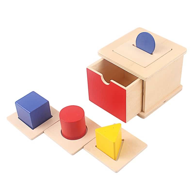 Montessori sorting box with interchangeable shapes